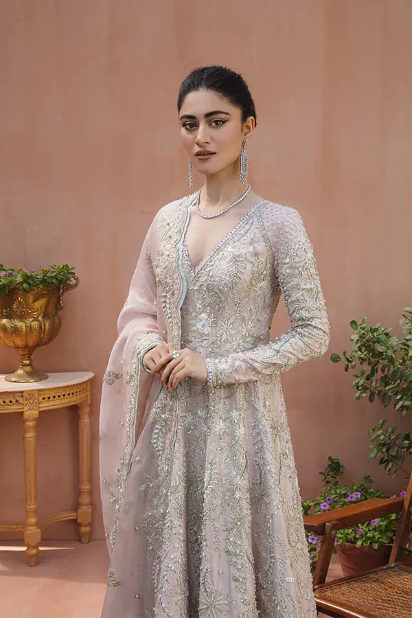 Aab-E-Zar '22 -Ayra