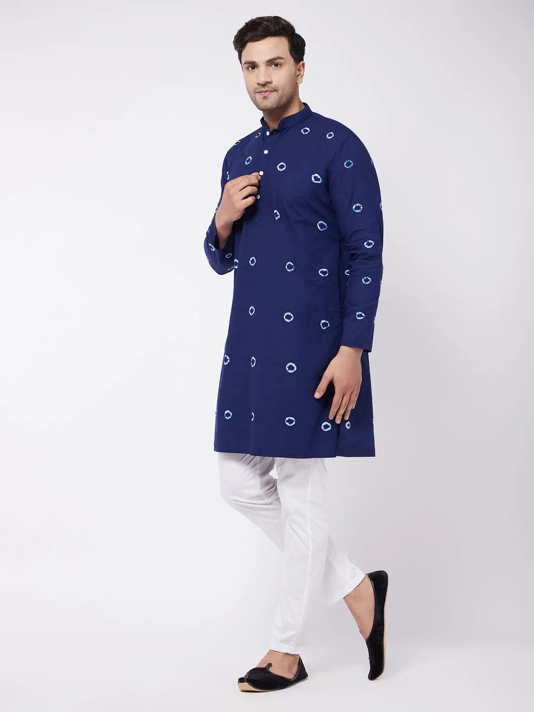 Jashvi Men's Blue And White Cotton Kurta And Pant Style Cotton Pyjama Set