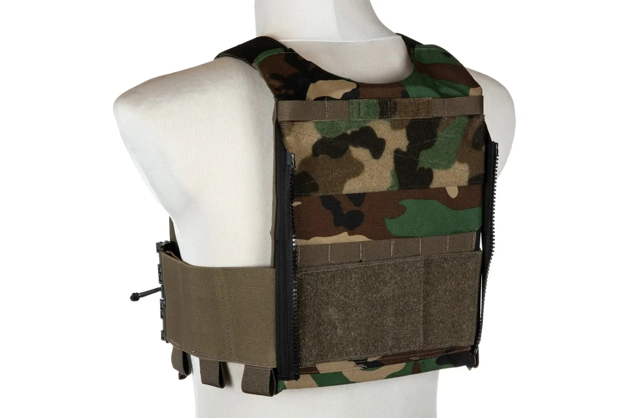 LV/119 Plate Carrier Woodland