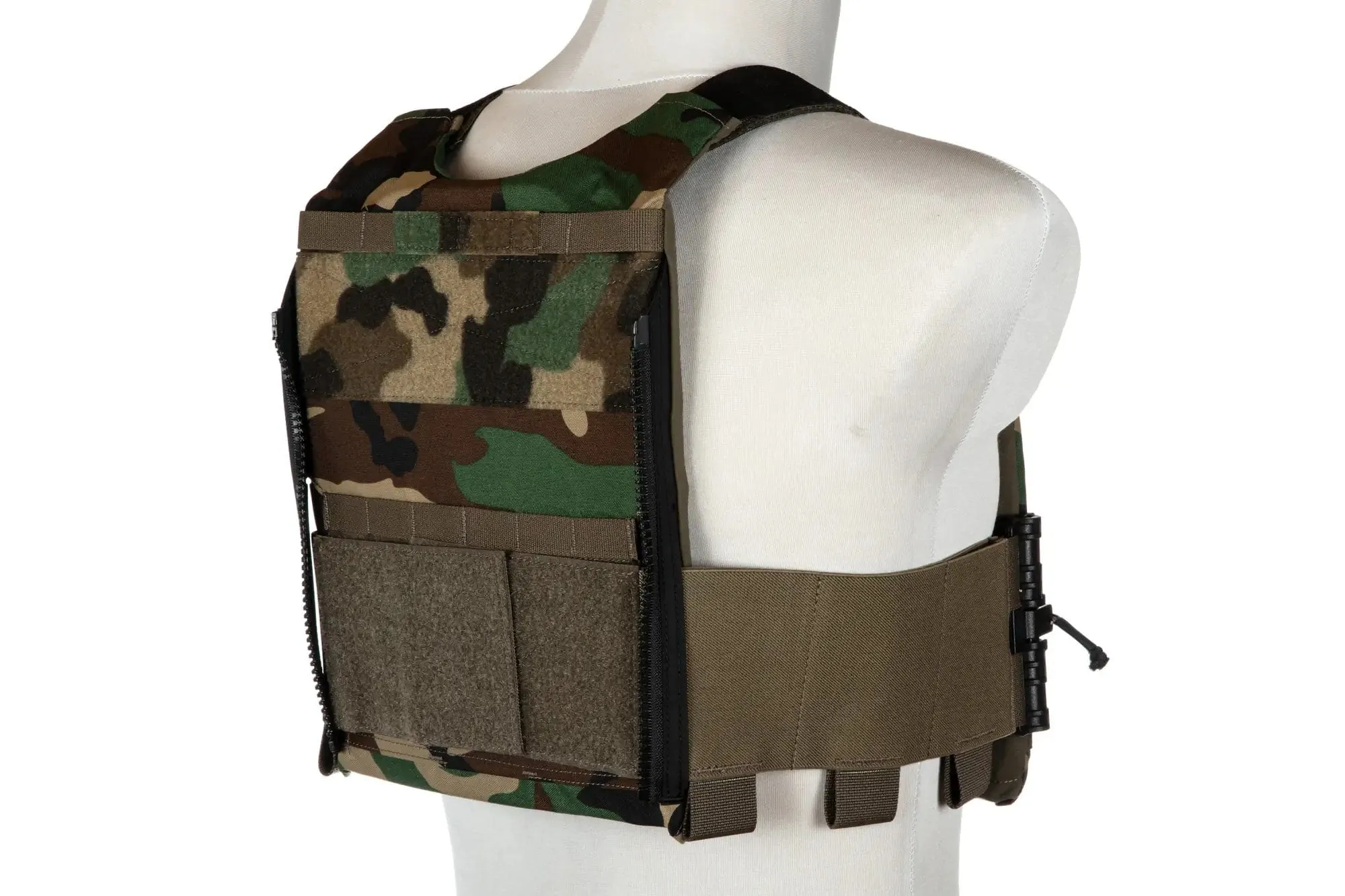 LV/119 Plate Carrier Woodland