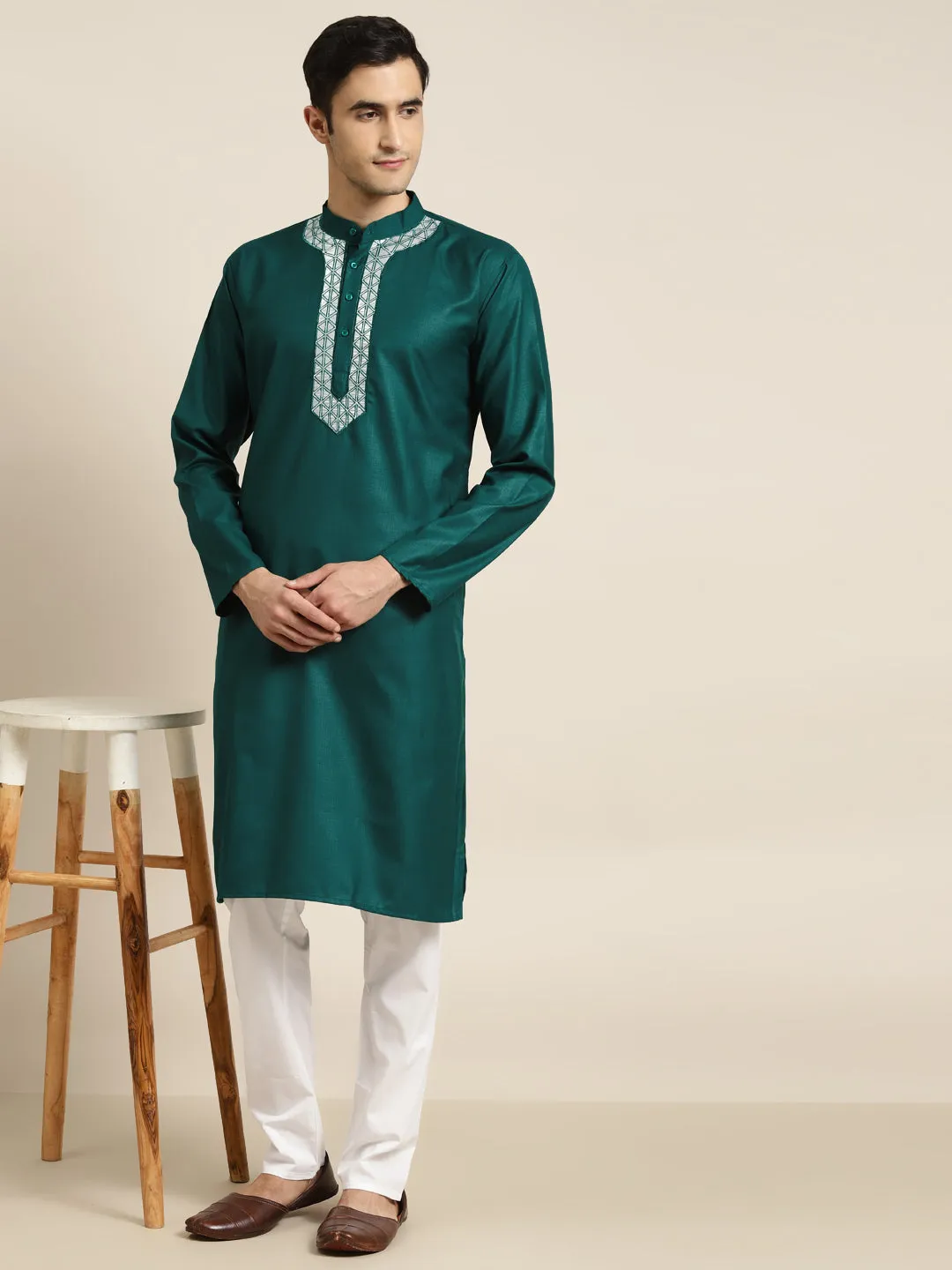 Men's Cotton Rama Green Neck Embroidery Kurta & White Churidar Pyjama Set - Sojanya