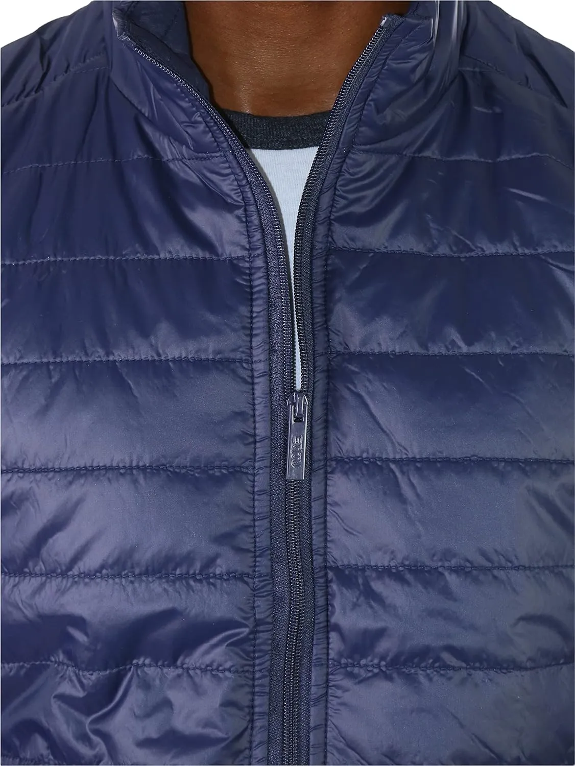 ToBeInStyle Men's Lightweight Layering Insulating Zip Up Puffer Vest
