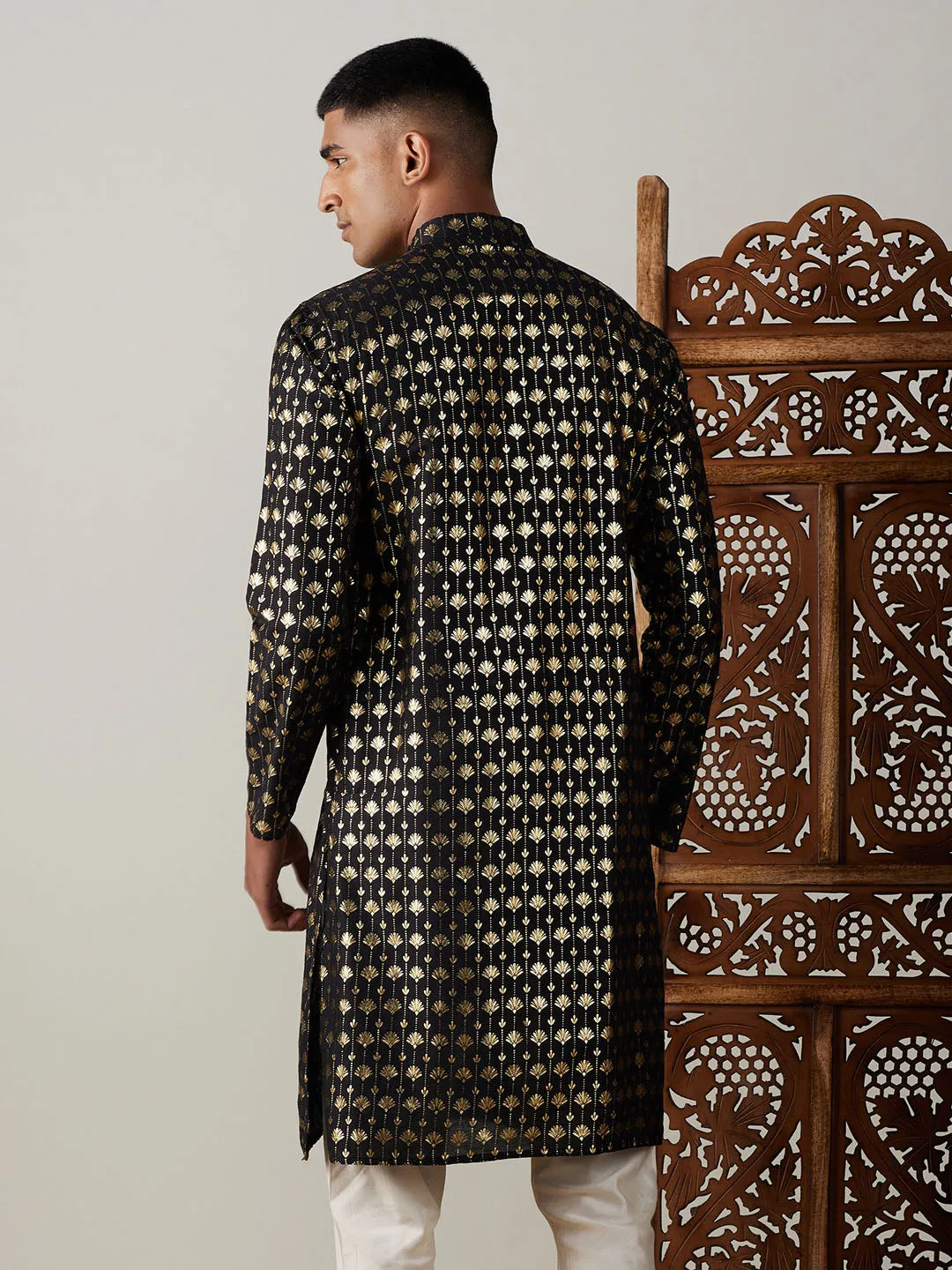 VASTRAMAY Men's Black Foil Printed Kurta